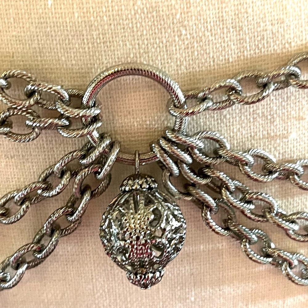 Vintage Silver Tone Scalloped Chain Link Filigree Belt Adjustable - Picture 4 of 14